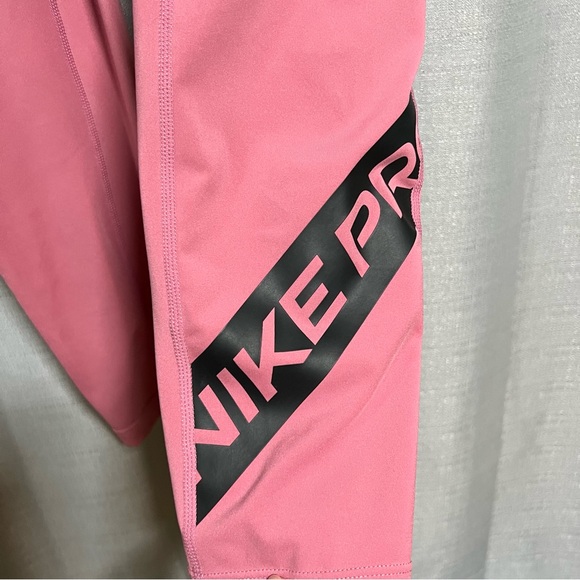 Nike Pro Leggings - Picture 5 of 9